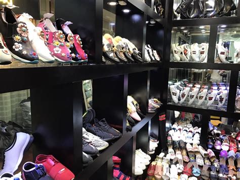 where to buy replica shoes in guangzhou|guangzhou counterfeit market.